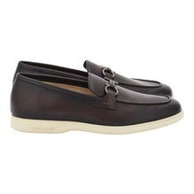 Ornament Slip-on