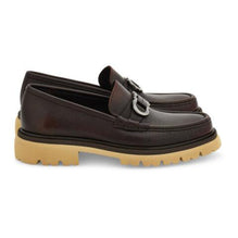 Ornament Slip-on