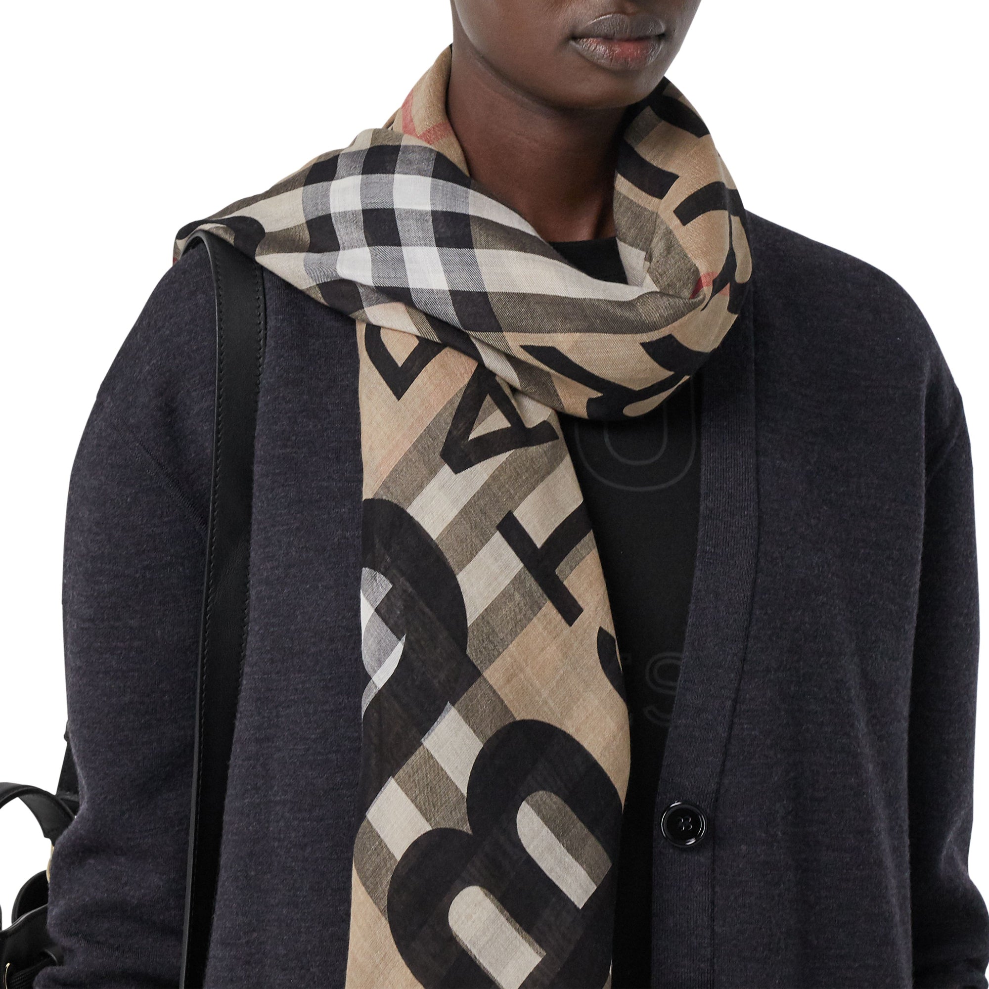 로고 체크 울 실크 스카프 아카이브 베이지