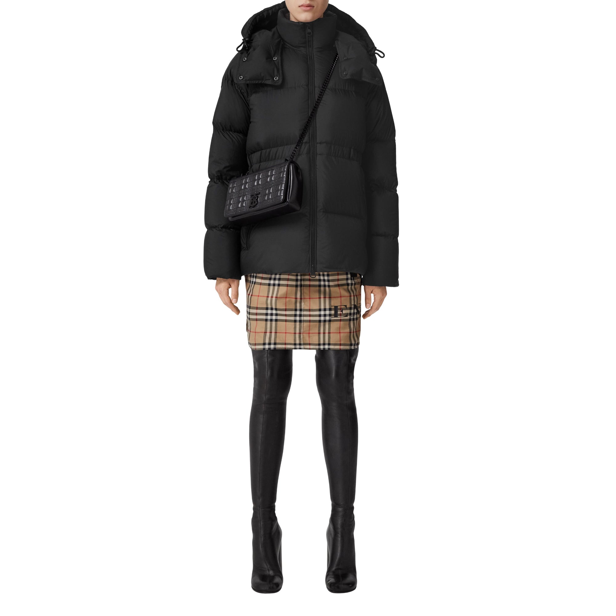 디태처블 후드 나일론 퍼퍼 재킷 블랙