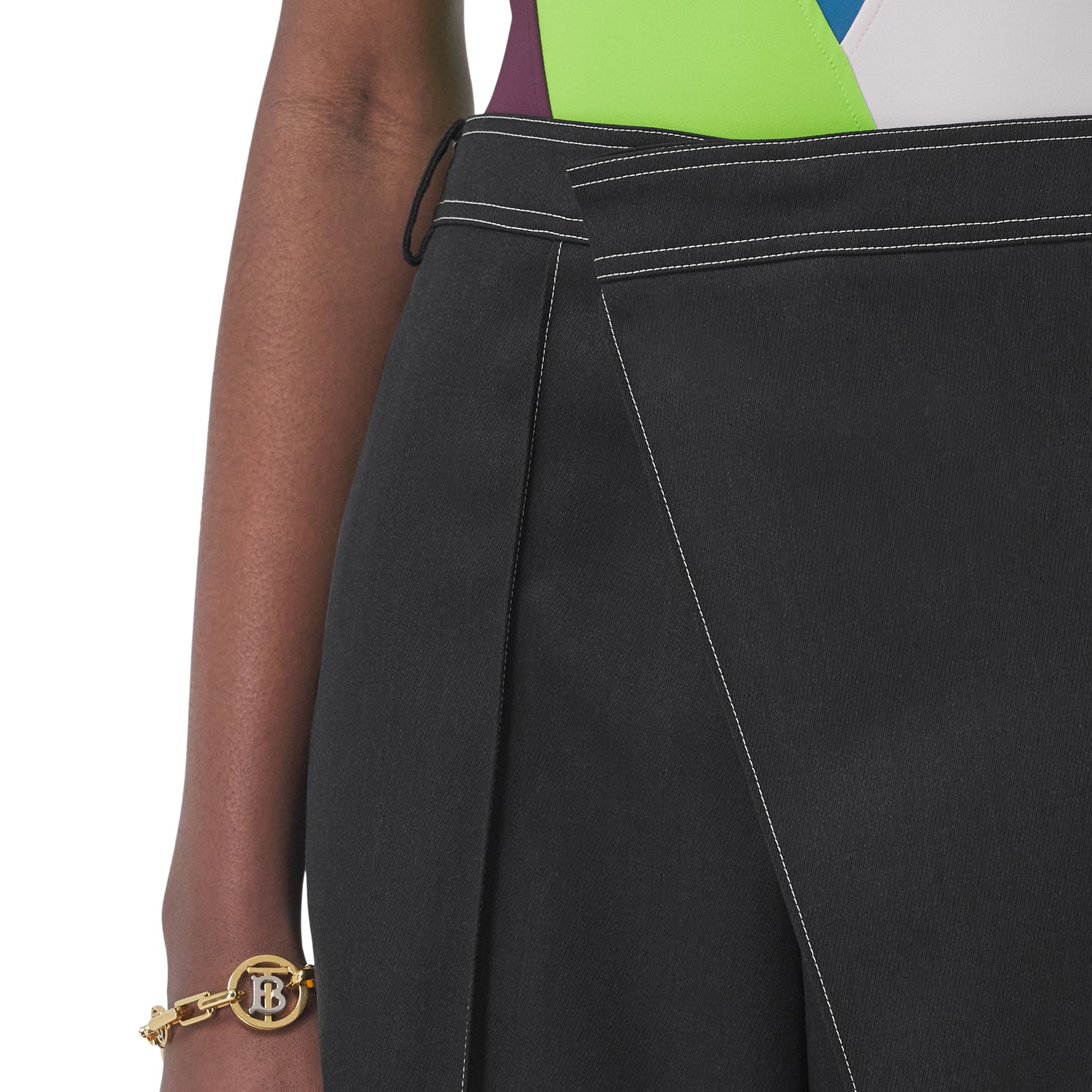 커스텀핏 폴드오버 패널 울 팬츠 차콜 그레이