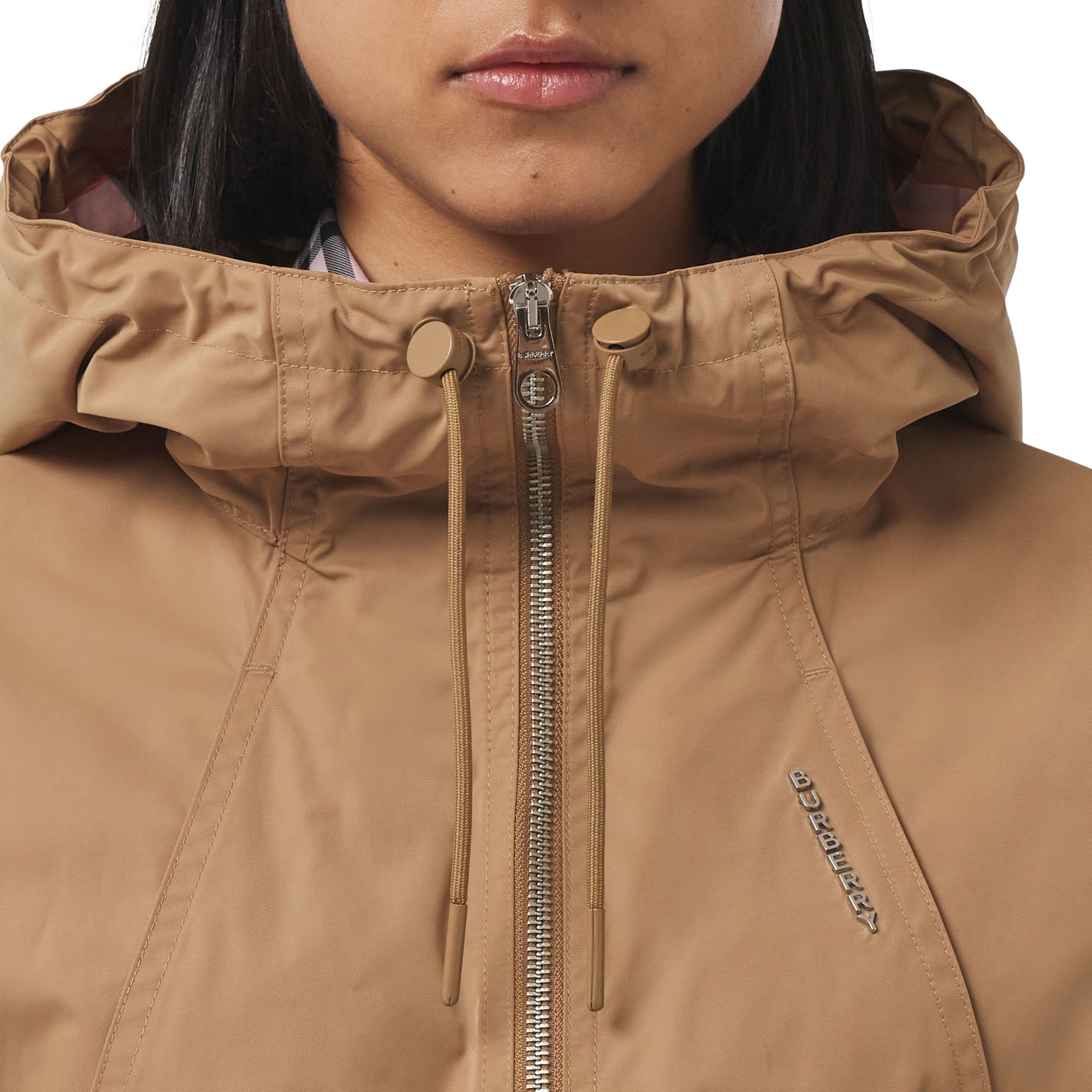 로고 디테일 라이트 후드 재킷 다크 비스킷