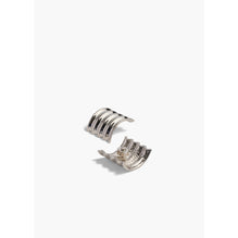 JULIUS PANEL SMALL EARRINGS - SILVER